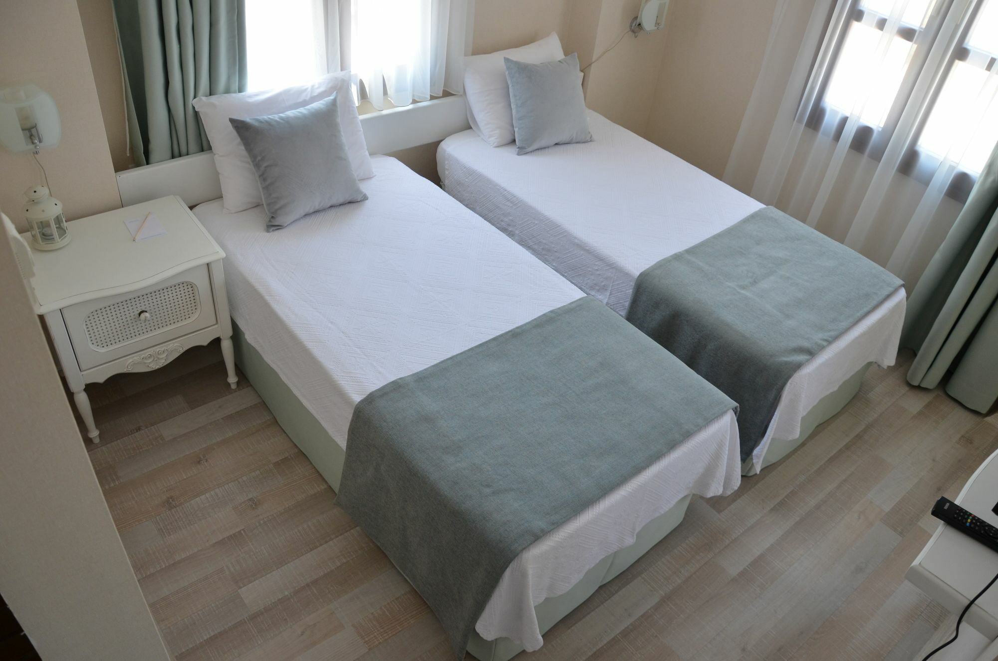 Tasquartas Hotel Алачати Экстерьер фото