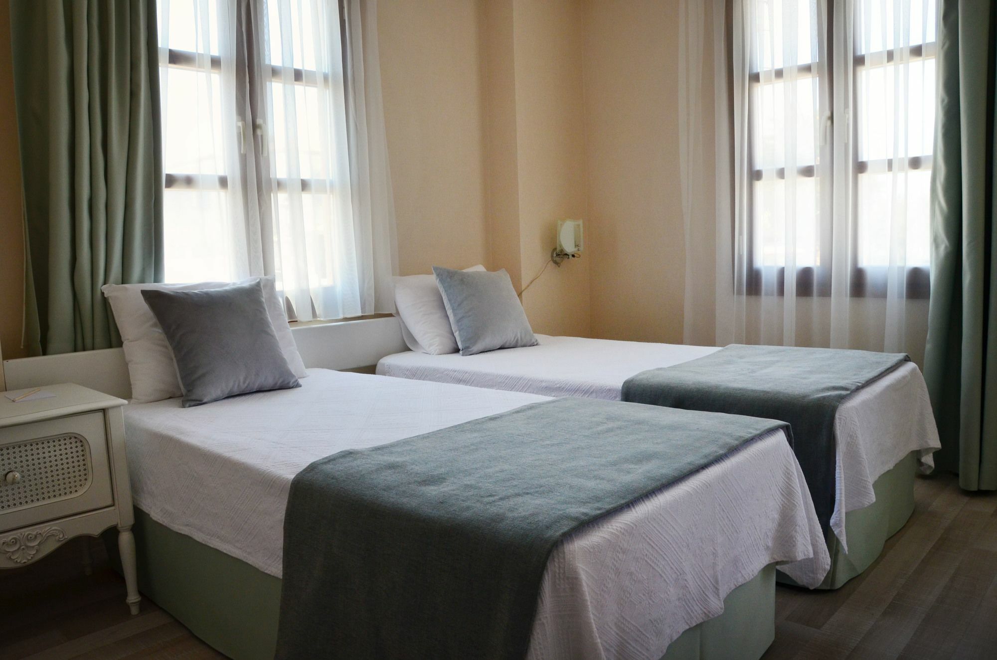 Tasquartas Hotel Алачати Экстерьер фото
