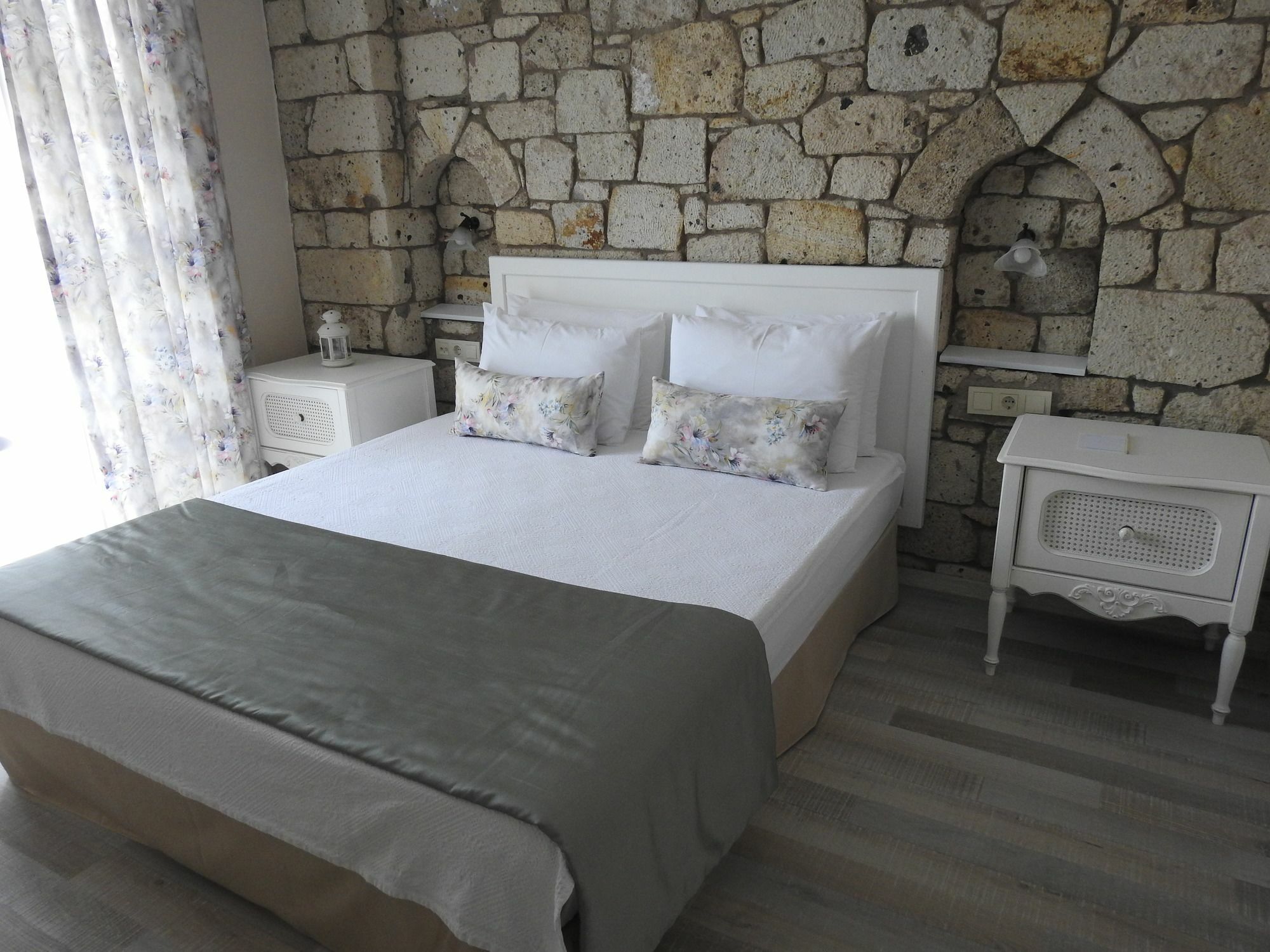 Tasquartas Hotel Алачати Экстерьер фото